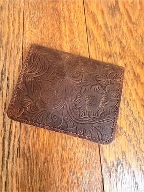 Western Tan Floral Leather Multi Card Wallet Tooled Full Grain Leather